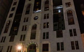 فندق الإيمان أحد